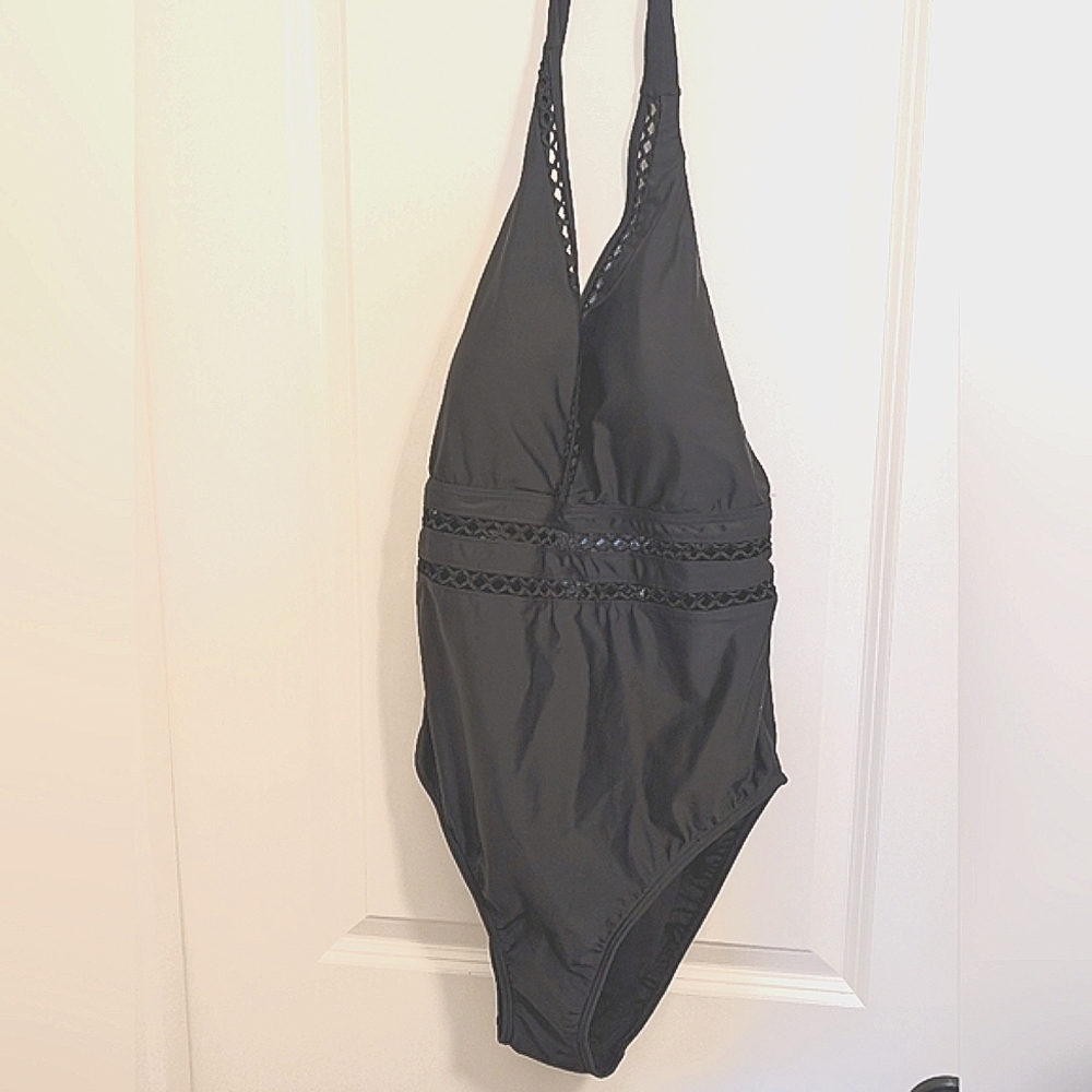 NEW ⛱️3/$50 Mix & Match ⛱️ Halter Peak-a-boo Detail  Black One Piece Swimsuit